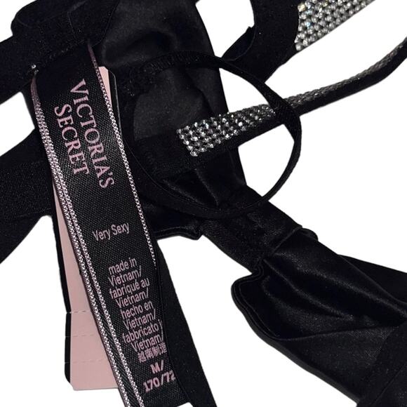 Victoria’s Secret Shine Strap Bow Satin Crotchless V-String Panty Size Medium - Picture 3 of 3